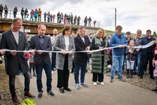 Nová cyklostezka spojuje obce i lidi. Ivančice, Moravské Bránice a Dolní Kounice propojil pohyb a radost Nová cyklostezka spojuje obce i lidi. Ivančice, Moravské Bránice a Dolní Kounice propojil pohyb a radost